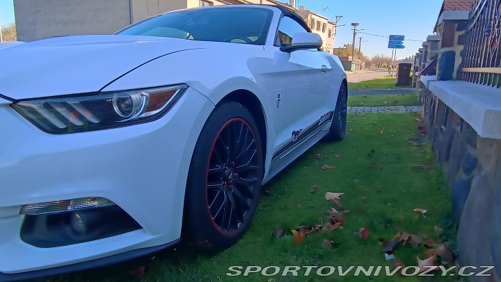 Ford Mustang KABRIO 2015