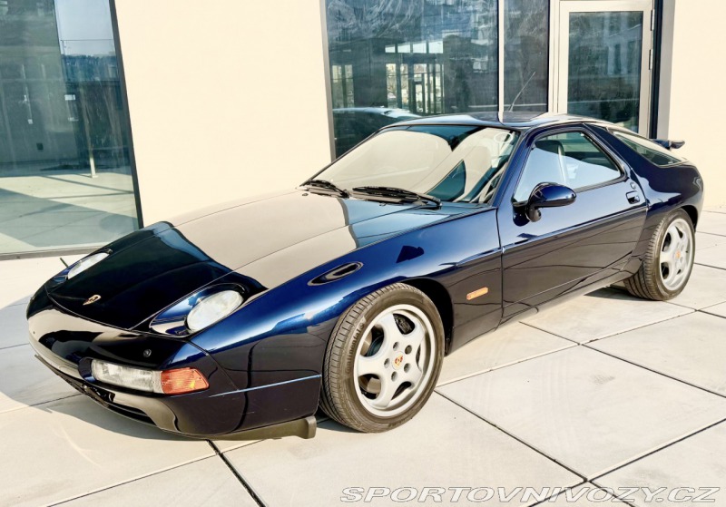 Porsche 928 GTS