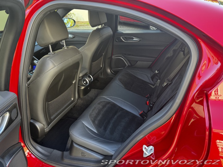 Alfa Romeo Giulia QV 2021