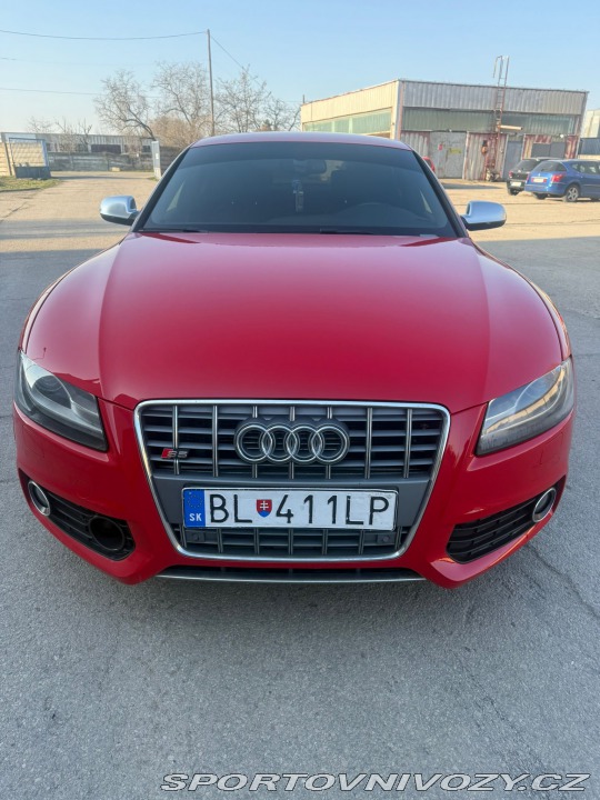 Audi S5  2011