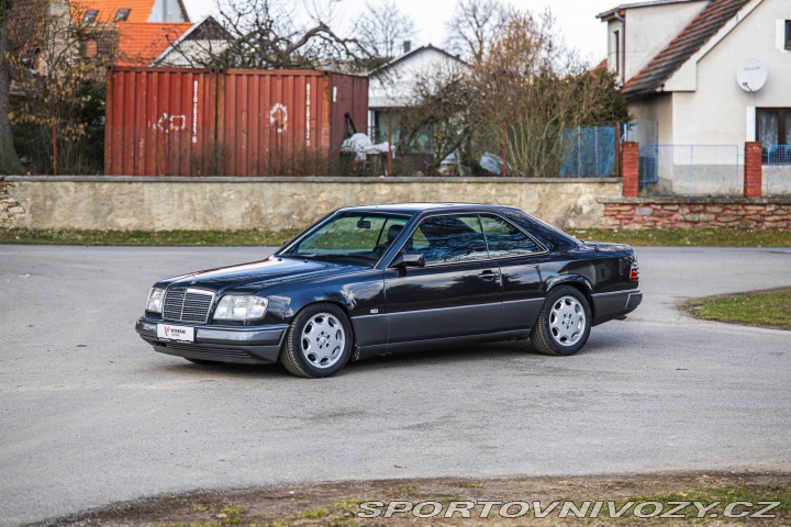 Mercedes-Benz C 300 CE-24 124 C 1996