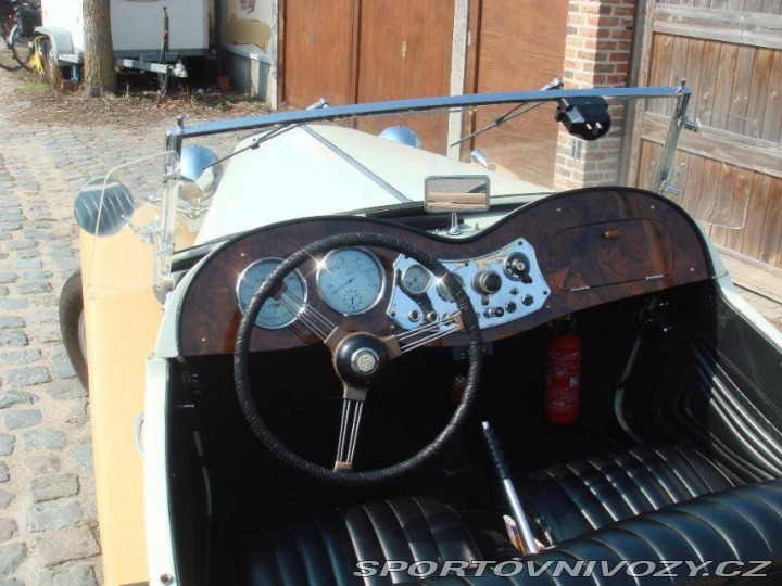MG GT Oldtimer MGtd 1952