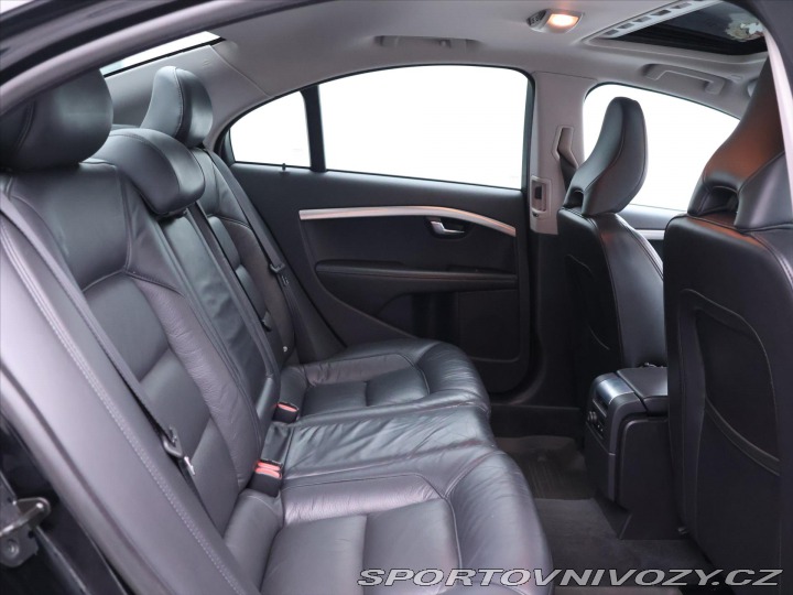 Volvo S80 2,4 D5 158kW DPH Aut. 2012