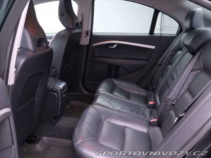 Volvo S80 2,4 D5 158kW DPH Aut. 2012