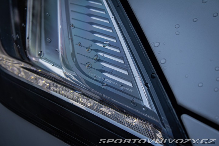 Jaguar E-Pace 2.0 I4 180k R-Dynamic AW 2020