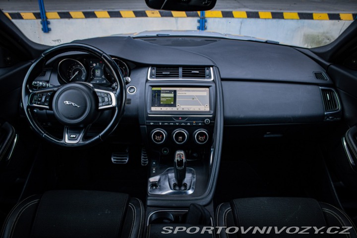 Jaguar E-Pace 2.0 I4 180k R-Dynamic AW 2020