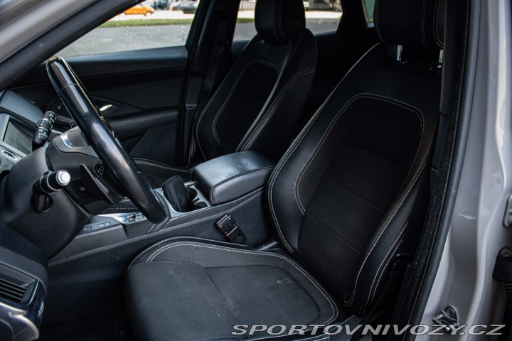 Jaguar E-Pace 2.0 I4 180k R-Dynamic AW 2020