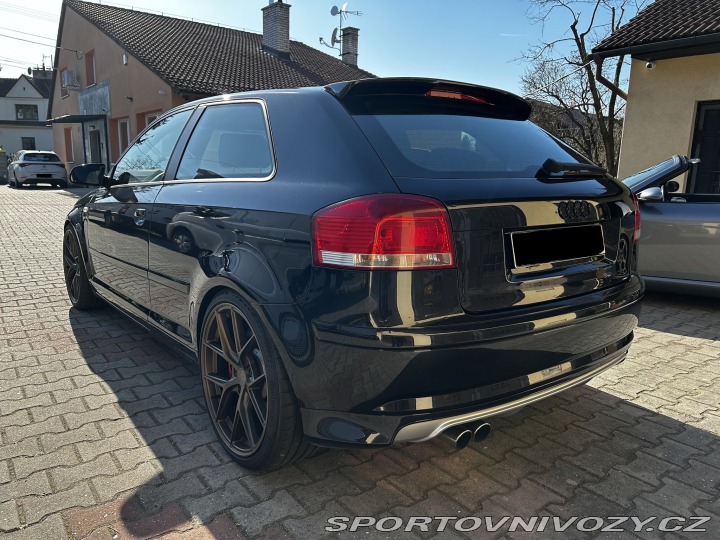 Audi A3 3.2 VR6, Manuál 2004