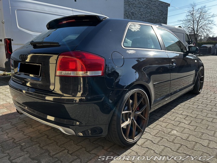 Audi A3 A3 8P, 3.2 VR6, Manuál 2004