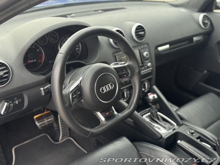 Audi RS3 Sportback 2.5 TFSI Quattr 2012