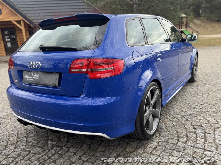 Audi RS3 Sportback 2.5 TFSI Quattr 2012