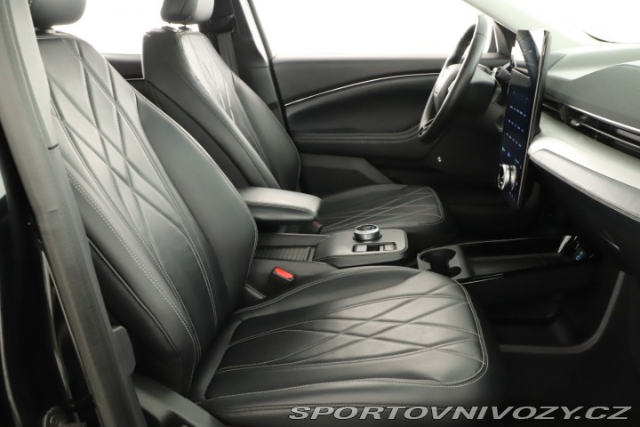 Ford Mustang Mach-E  Standard Range RW 2021