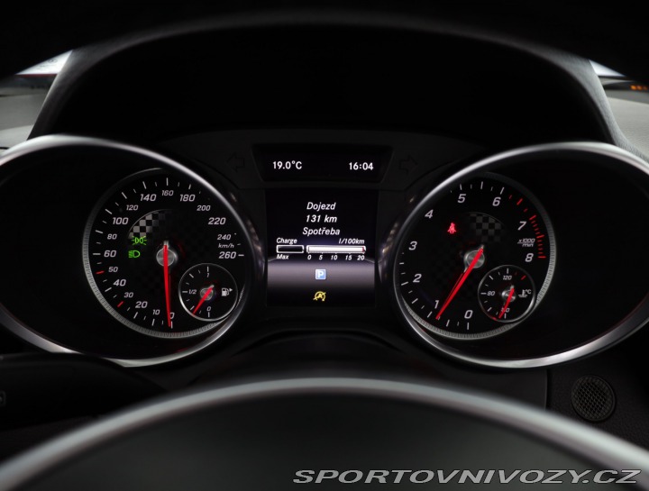 Mercedes-Benz SLC 200 2016