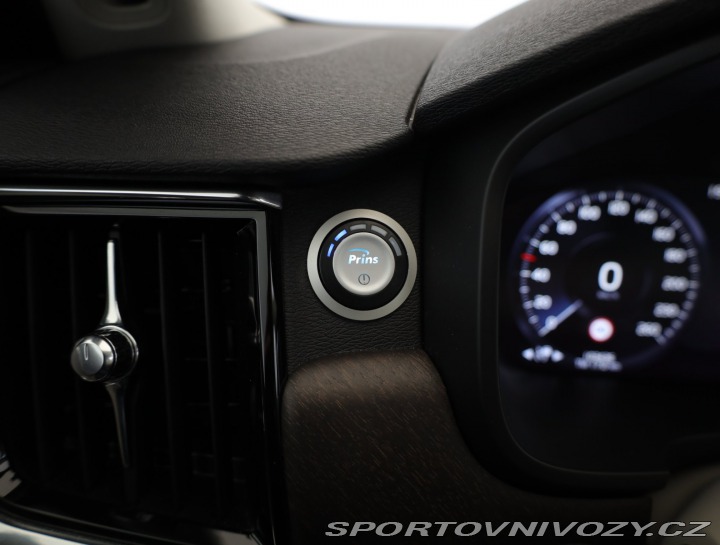 Volvo V90 Cross Country  T6 2.0 AWD 2017