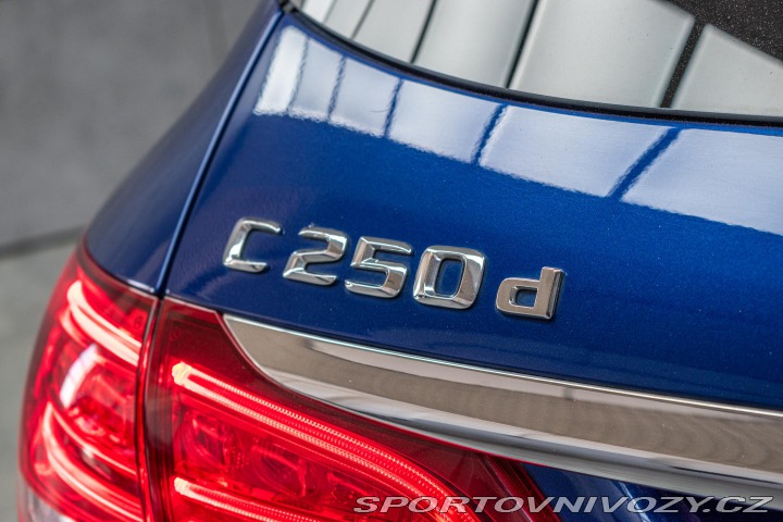 Mercedes-Benz C C 250d 4MATIC AMG*TAŽNÉ*Č 2017