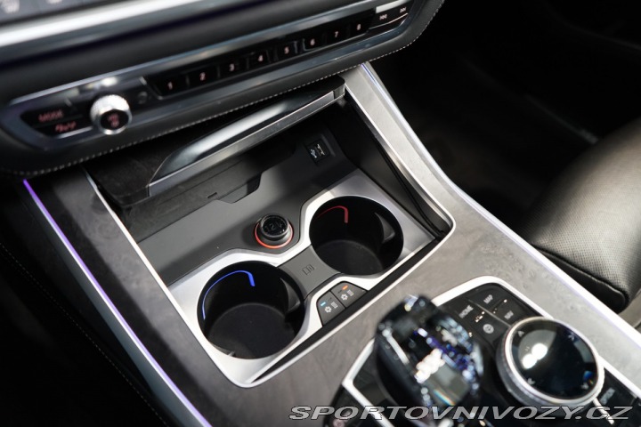 BMW X7 M50i*B&W*TV*NEZ.TOP*T 2021