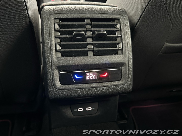 Volkswagen Golf GTI 2.0 TSI 180kW, manuál 2022