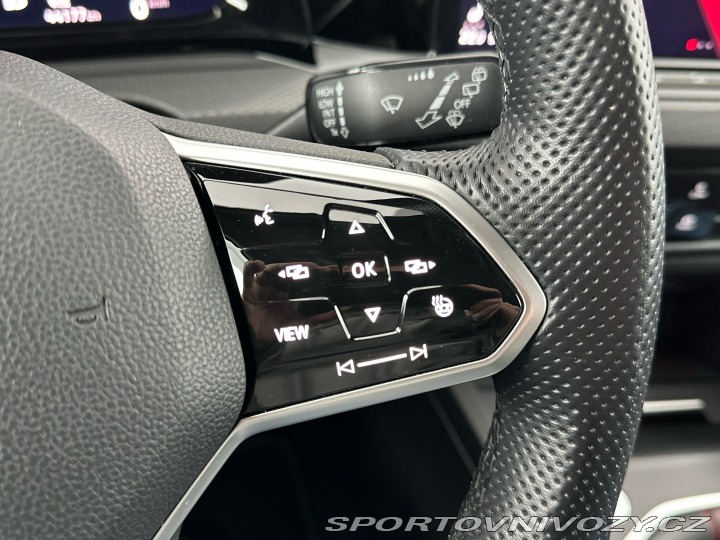 Volkswagen Golf GTI 2.0 TSI 180kW, manuál 2022