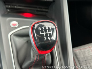 Volkswagen Golf GTI 2.0 TSI 180kW, manuál 2022