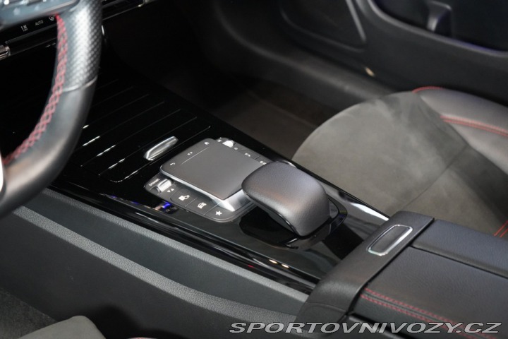 Mercedes-Benz CLA 200*4M*AMG*PANO*DISTRONIC 2022