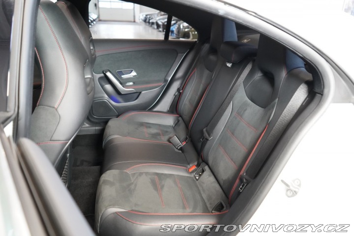 Mercedes-Benz CLA 200*4M*AMG*PANO*DISTRONIC 2022