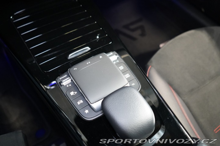 Mercedes-Benz CLA 200*4M*AMG*PANO*DISTRONIC 2022