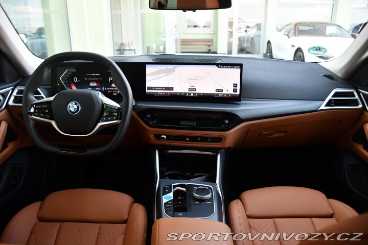 BMW i4 eDrive35 FACELIFT 3L-ZÁRU 2025