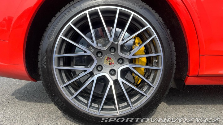 Porsche Cayenne Turbo 2019