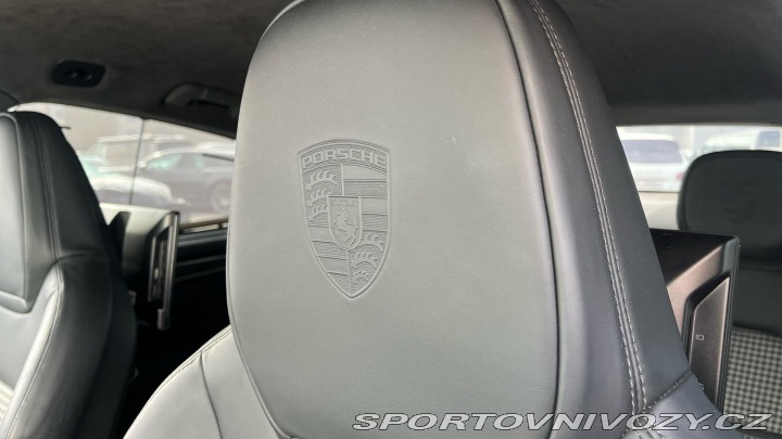 Porsche Cayenne Turbo 2019