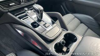 Porsche Cayenne Turbo 2019