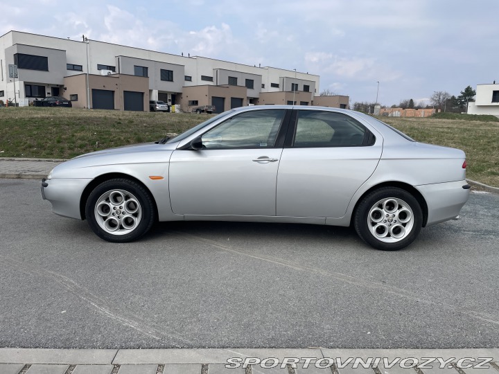 Alfa Romeo Ostatní modely 156 2000