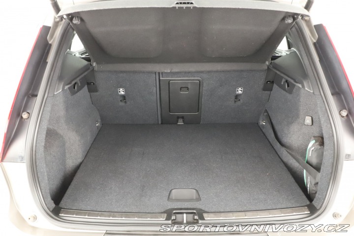 Volvo Ostatní modely XC40  T5 Recharge 2020