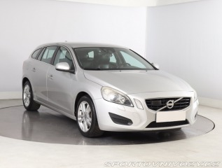 Volvo V60 D5 2.4