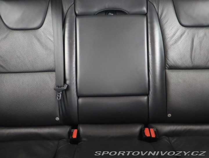 Volvo V60 D5 2.4 2012