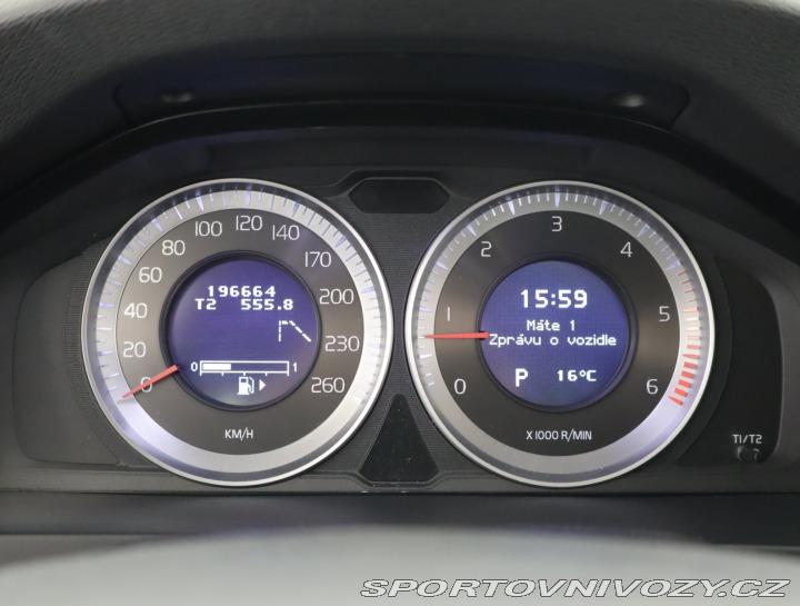 Volvo V60 D5 2.4 2012