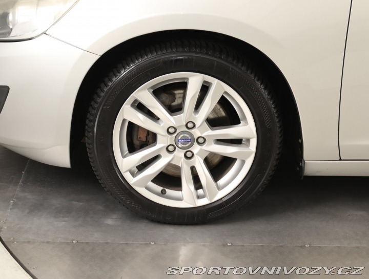 Volvo V60 D5 2.4 2012