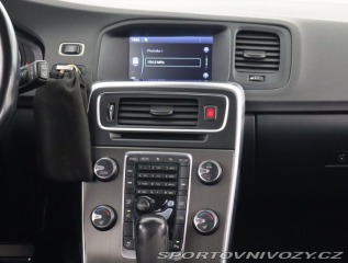 Volvo V60 D5 2.4 2012