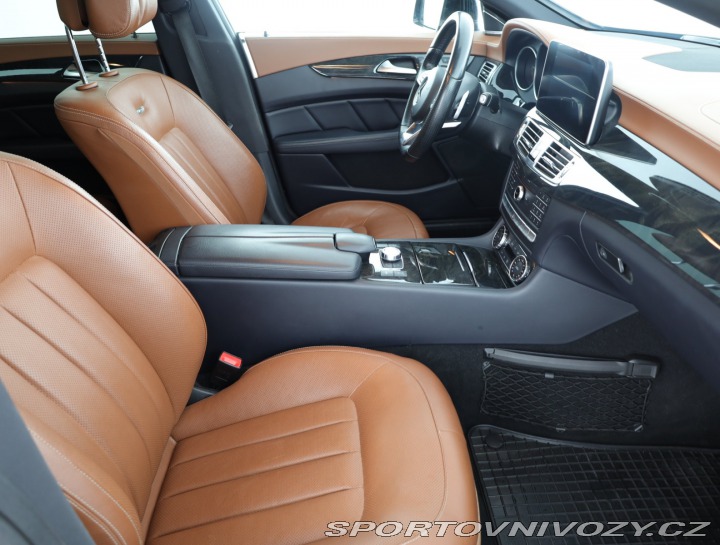 Mercedes-Benz CLS 350 BlueTEC 2015