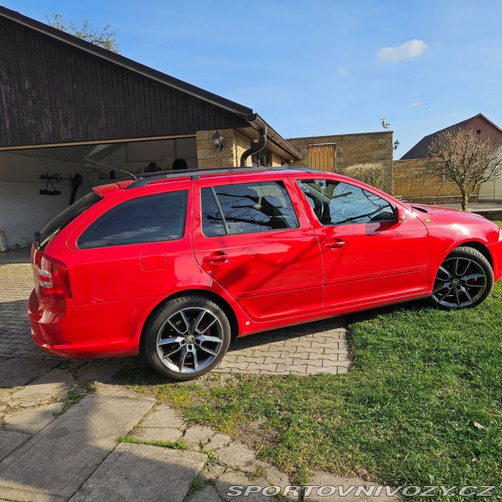 Škoda Ostatní modely Octavia 2,0   2 RS kombi 2006