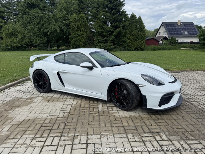 Porsche Cayman GT4 PDK CHRONO 2021