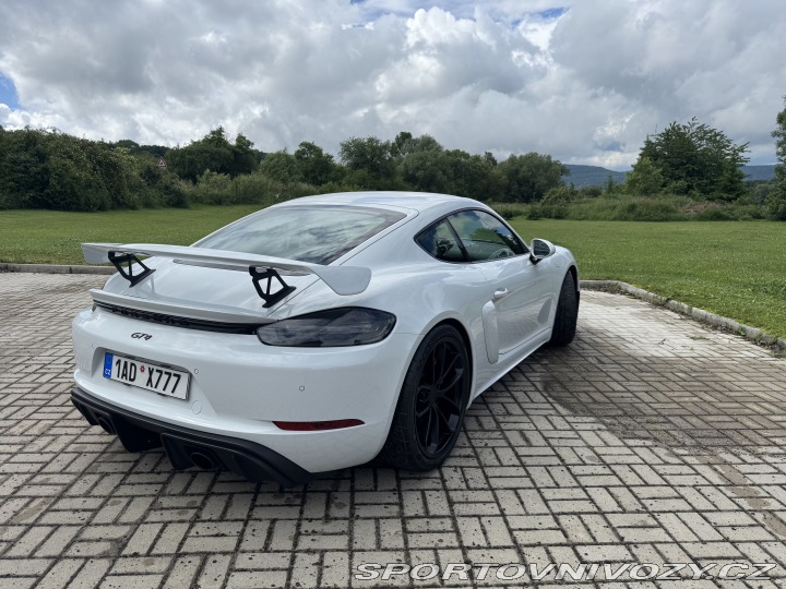 Porsche Cayman GT4 PDK CHRONO 2021