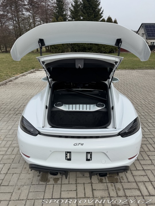 Porsche Cayman GT4 PDK CHRONO 2021