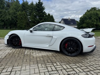 Porsche Cayman GT4 PDK CHRONO 2021