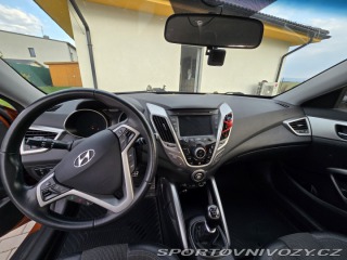 Hyundai Veloster  2011