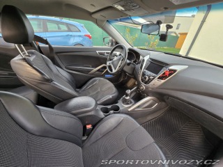 Hyundai Veloster  2011