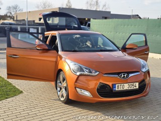 Hyundai Veloster  2011