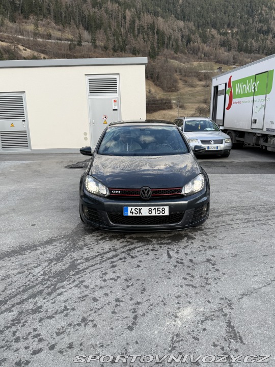 Volkswagen Golf  2011