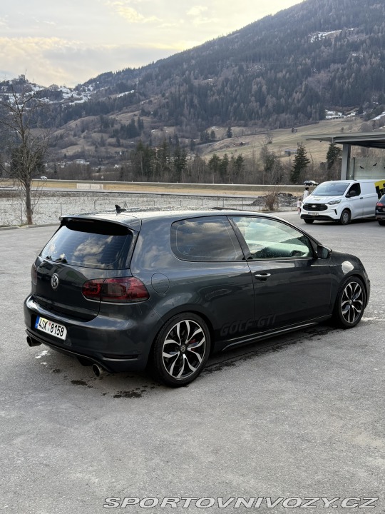 Volkswagen Golf  2011