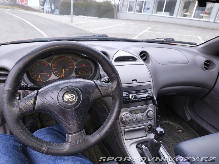 Toyota Celica  2000