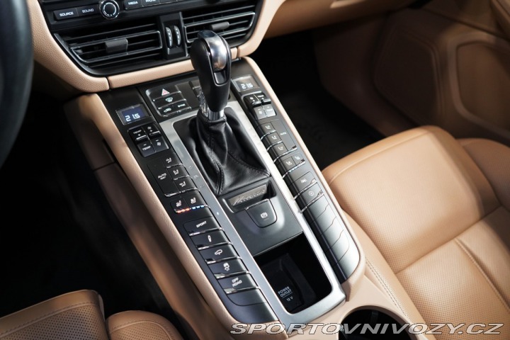 Porsche Macan VZDUCH*LED*360*KARBON*CZ 2019